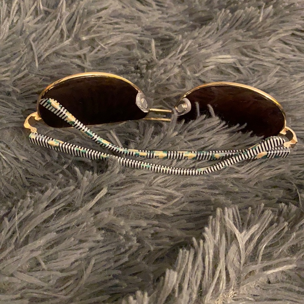 Floral Aviator Sunglasses -yellow/black/white - Picture 3 of 7